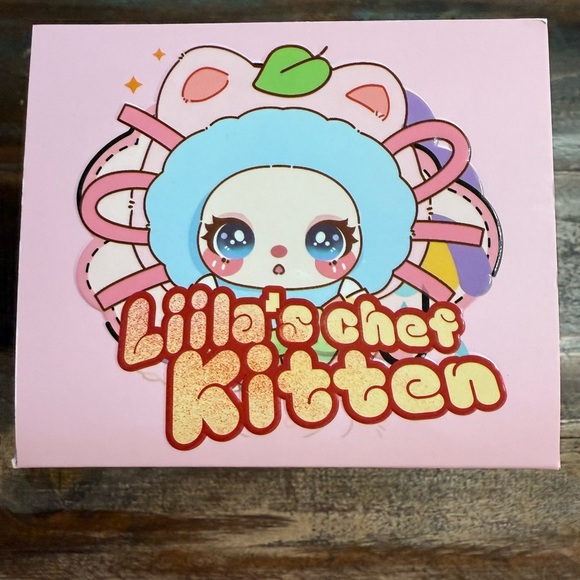 Liila’s Chef Kitten BlindBox - Picture 2 of 4